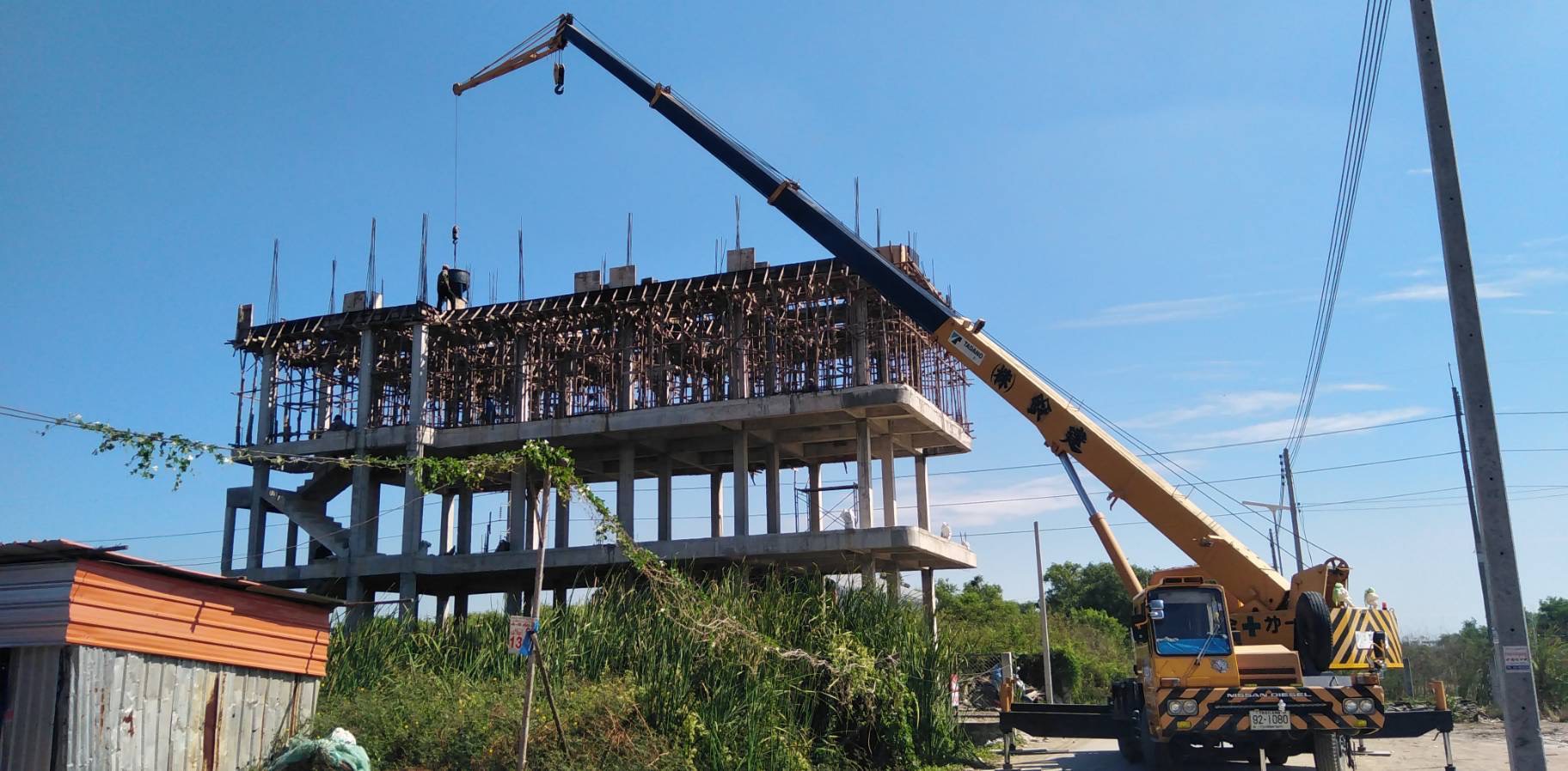 งานยกหม้อแปลงไฟฟ้า